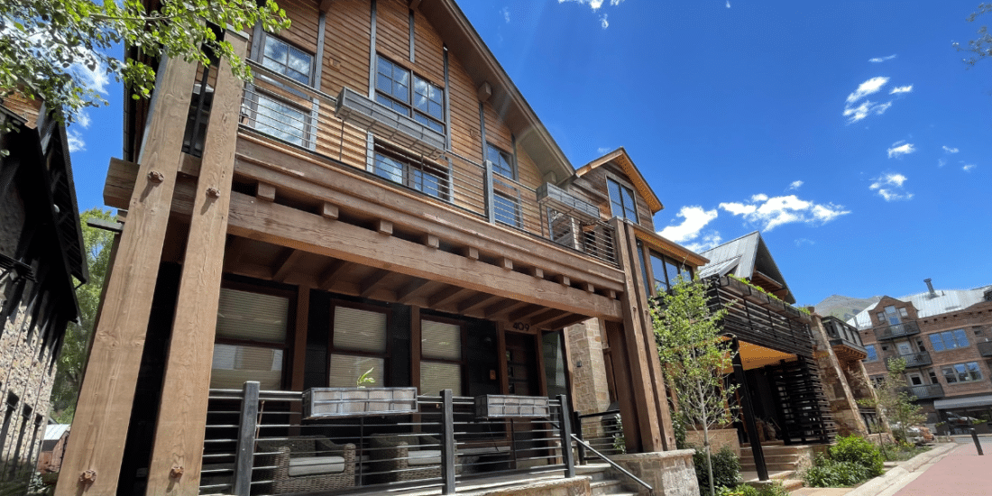 Luxury Log Cabin House in Telluride Colorado - Luxury Real Estate - Influencer Program